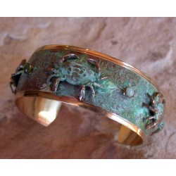 CP97bc Verdigris Patina Sculptural Crabs Cuff - Amazonite, Jade