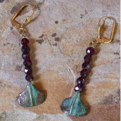 AP46e Ancestors Collection Patina Cast Brass Stylized Ginkgo Leaf Dangle Earrings - Faceted Garnet