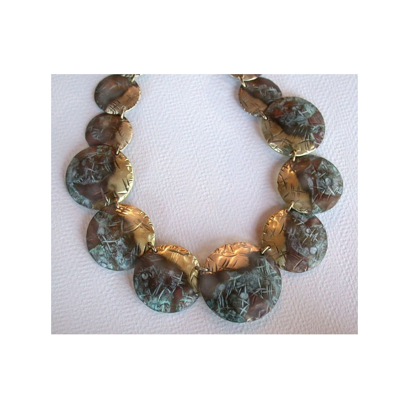 TTP 303n  Verdigris Patina Solid Brass Textured Tealeaf Graduated Domed Circles Necklace 