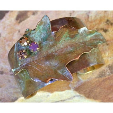 NO409cfCR  Olive Patina Solid Brass Sculptural Oak Leaf Tapered Cuff - Swarovski Crystalss 