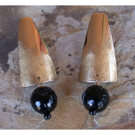 SIT 841e Silk Textured Forged Solid Brass Contemporary Tapered Barrel Earrings - Faceted Black Sardonyx