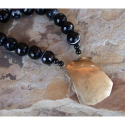 SIT 610n Silk Textured Forged Solid Brass Contemporary Hexagon Necklace - Black Sardonyx